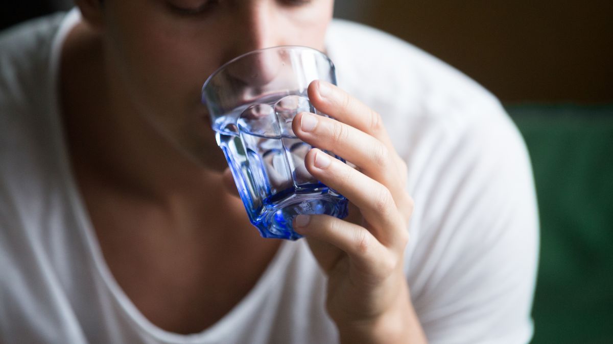 Signs You Are Dehydrated That Have Nothing to Do With Thirst