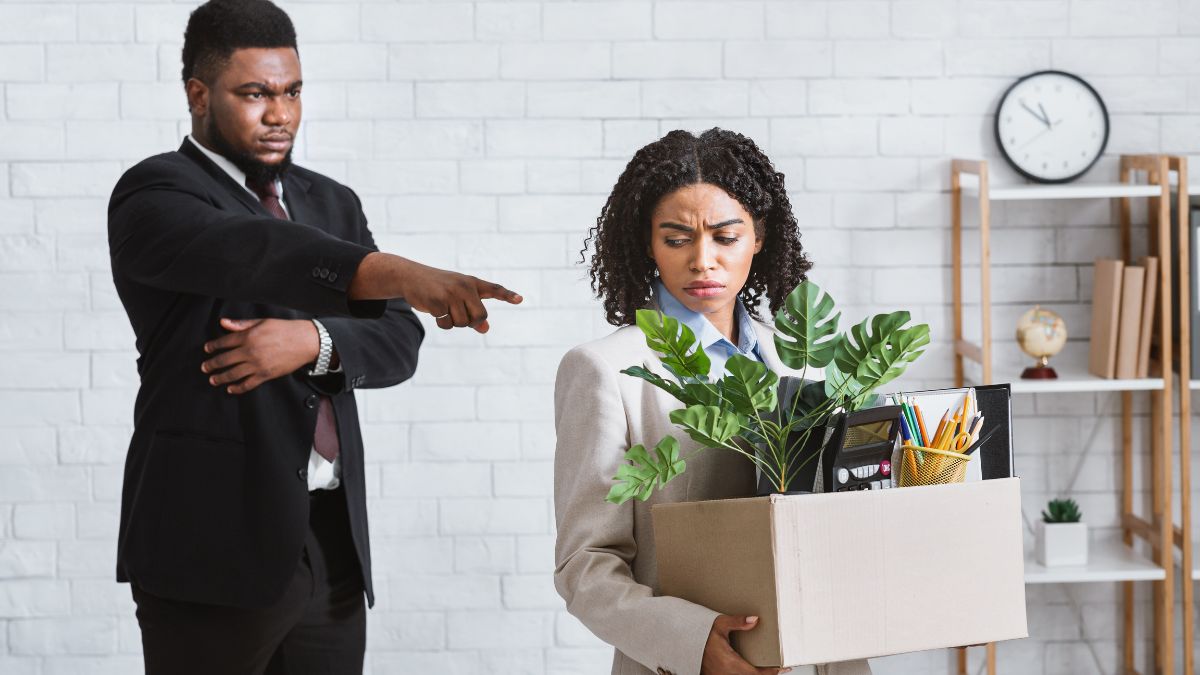 Signs Your Boss Is About to Fire You