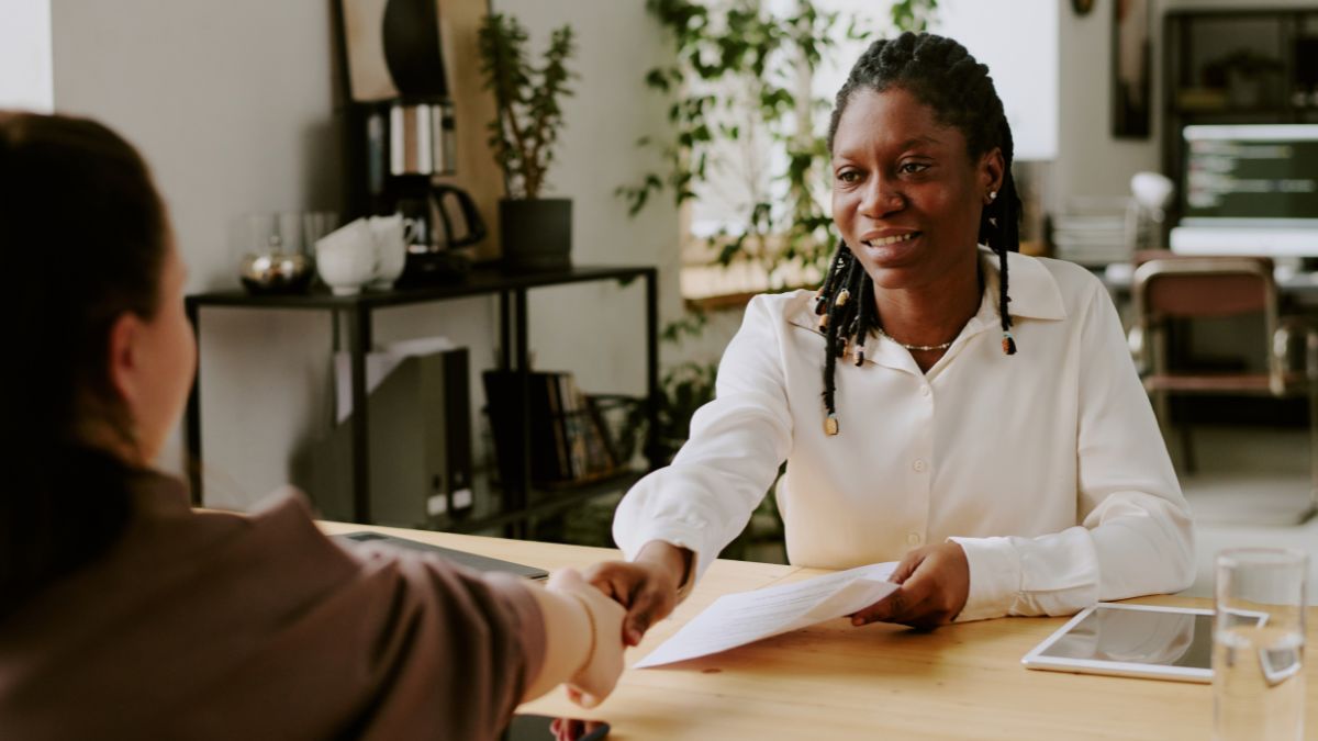 Things You Should Never Wear to a Job Interview