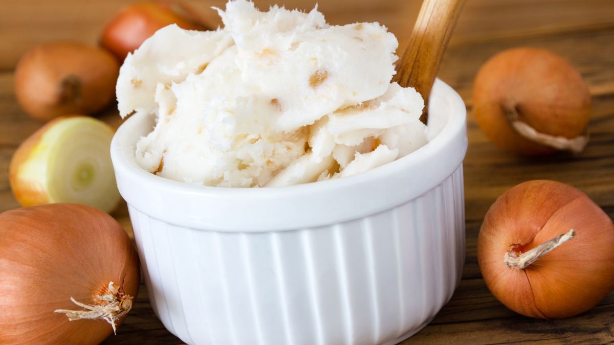 Study Finds This Animal Fat Is Healthier Than Peas, Tomatoes, and Lettuce