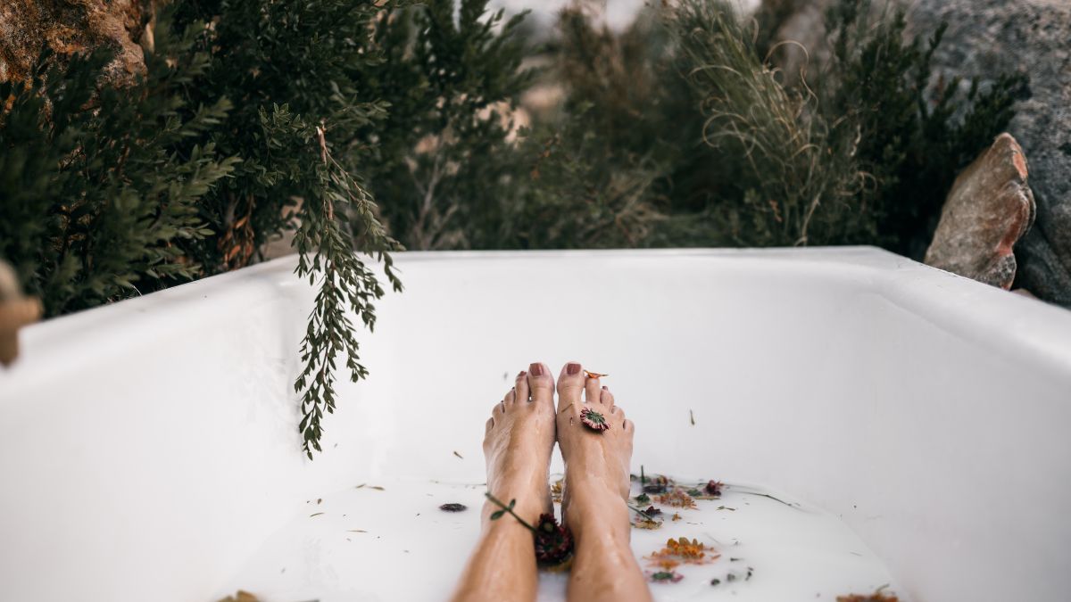 Leg Swelling That Worsens Throughout the Day May Signal Heart Problems