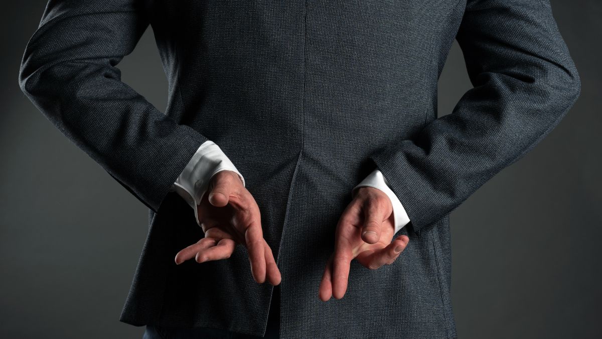 Zodiac Signs That Are the Best Liars