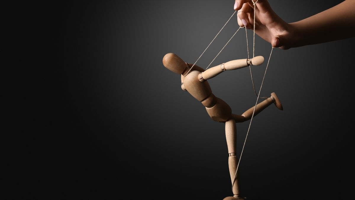 Most Manipulative Zodiac Signs