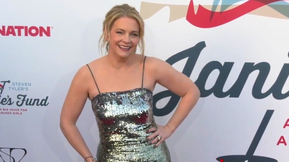 Melissa Joan Hart Lost 17 Pounds After Removing Two Things From Her Diet