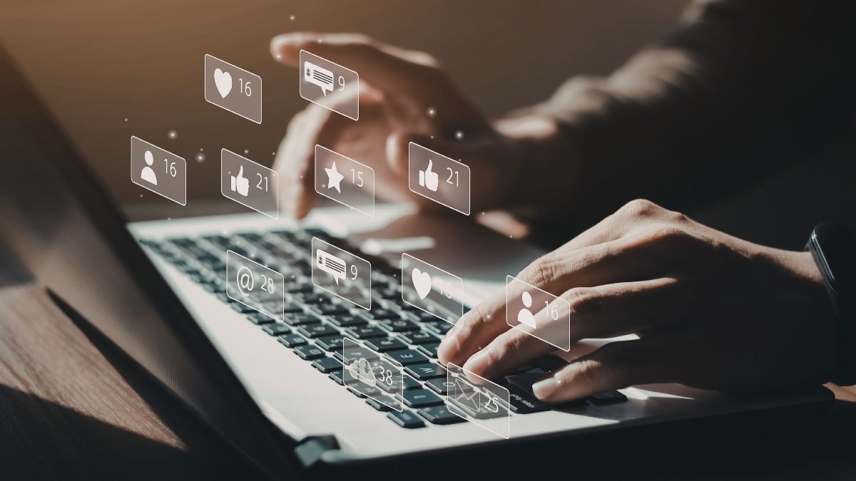 30 Things You Should Never Post Pictures of Online