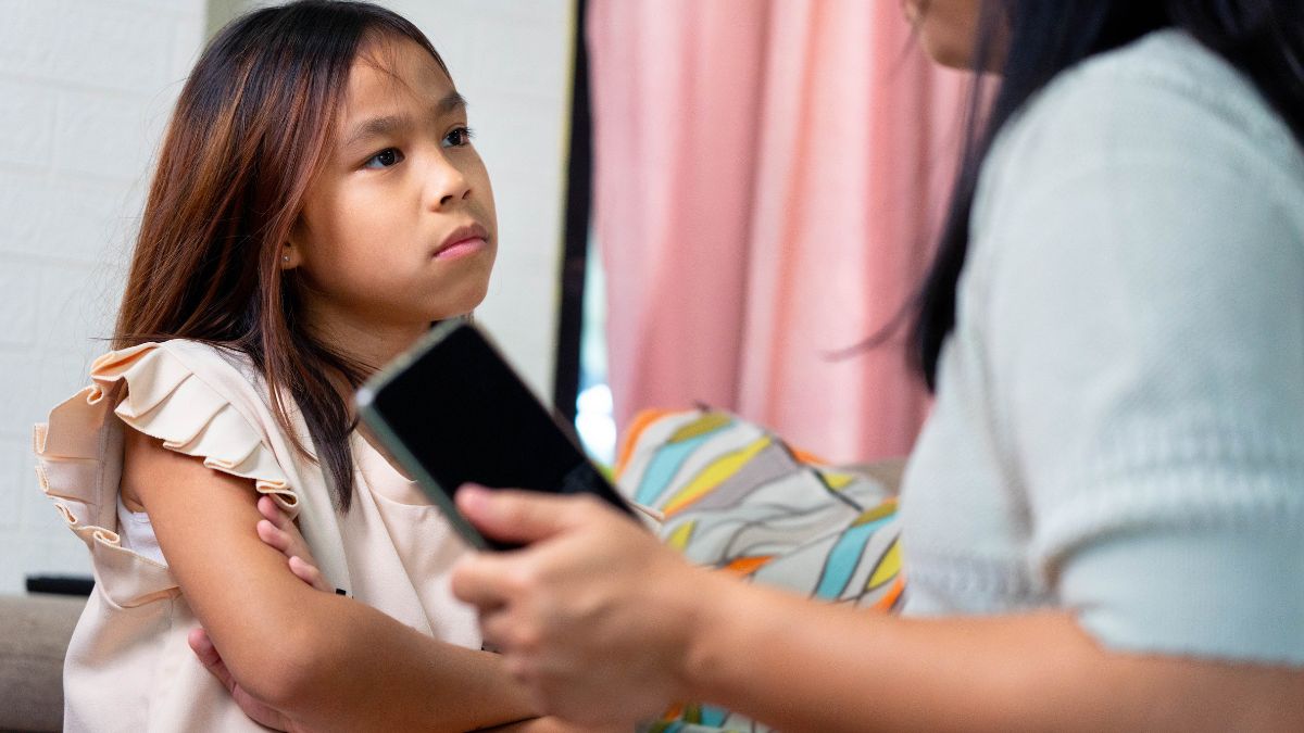 Toxic Phrases You Should Stop Saying to Your Children