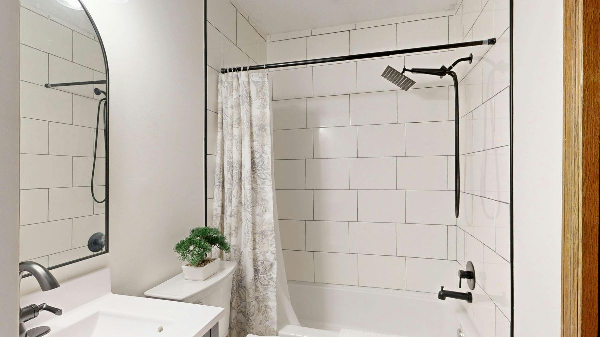45 Ways to Make Your Small Bathroom Look Bigger