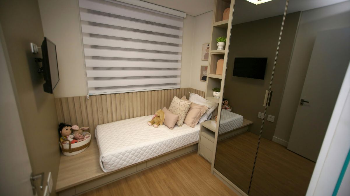 The Worst Colors to Paint a Small Room