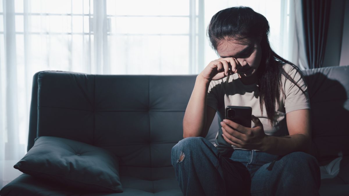 Guy Contacts Her After Six Months of Ghosting and Her Revenge Goes Viral