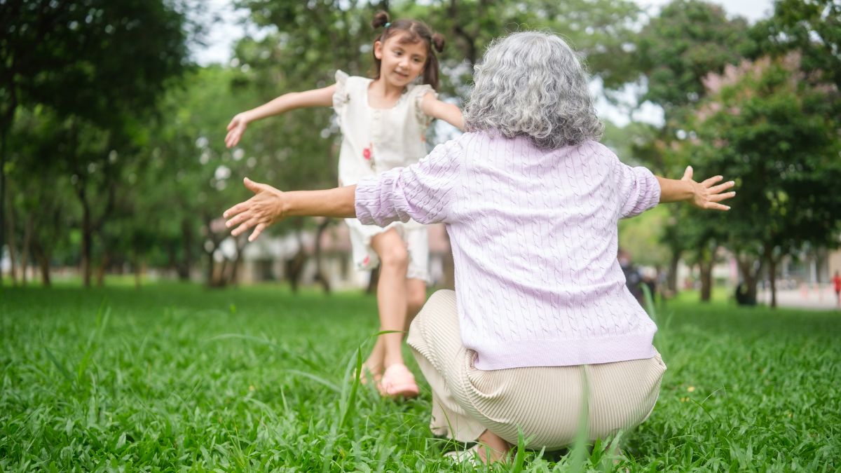 Ten Life Lessons from 1970s Childhoods That Are Fading in Today’s Parenting