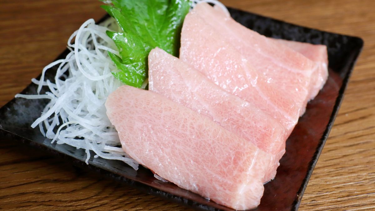 Nutritionist Shares Six Foods to Help Manage High Cholesterol