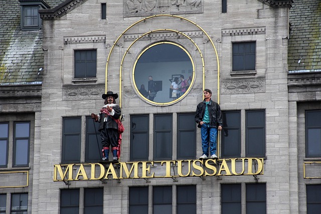 Madame Tussauds Wax Museum Crowded Photo Opportunity