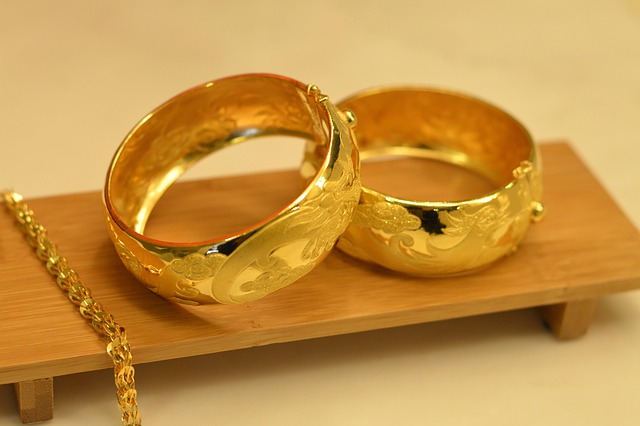 Gold Ring Scam Tourist Europe