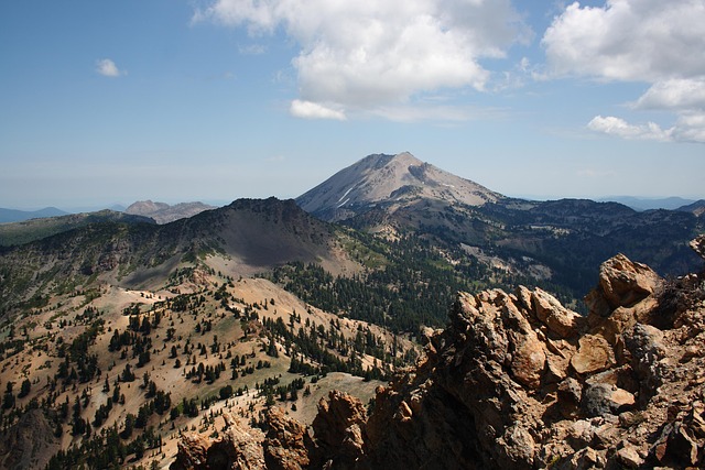 Lassen Volcanic National Park Scenic Views Volcanoes Hydrothermal Features