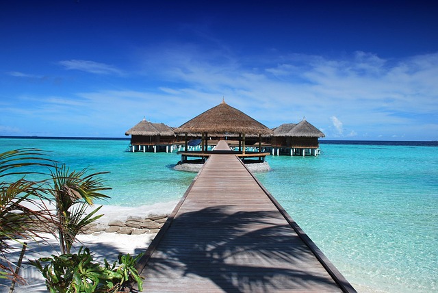 Maldives Honeymoon Overwater Villas White Sand Beaches Turquoise Waters