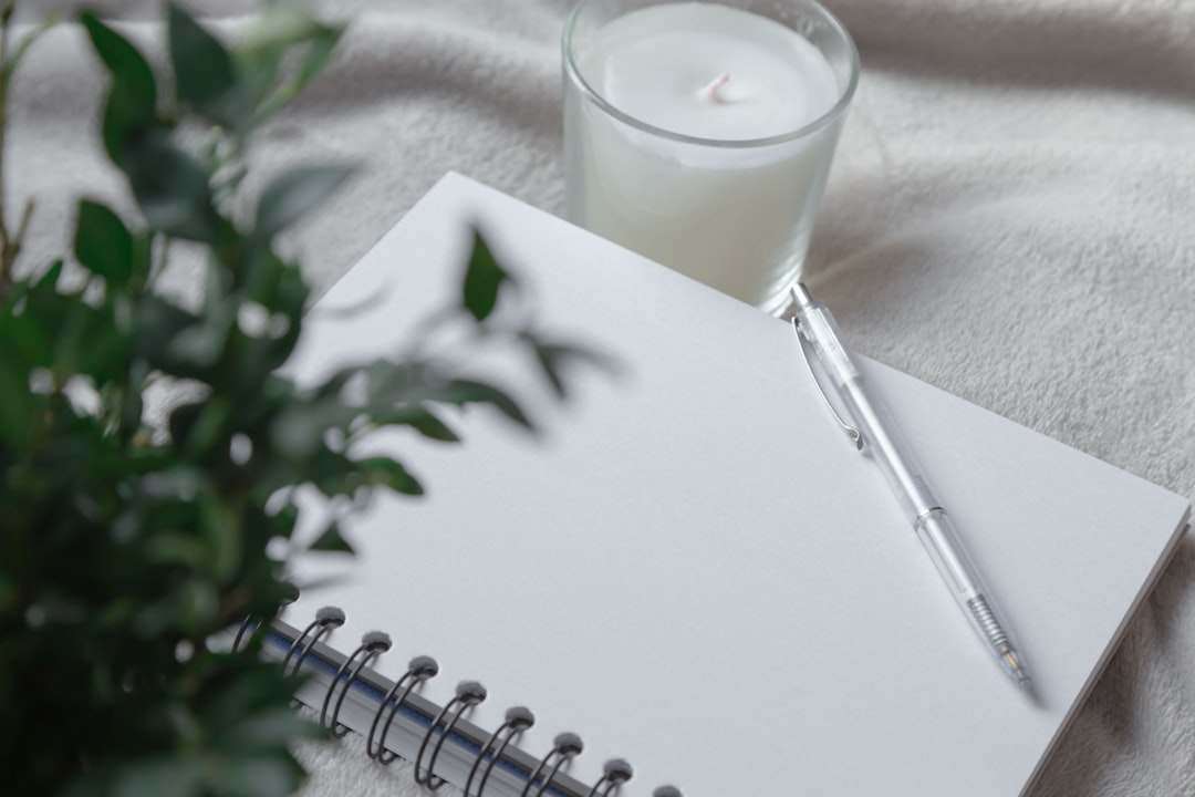 Mindful Journaling Women Gratitude List Self-reflection