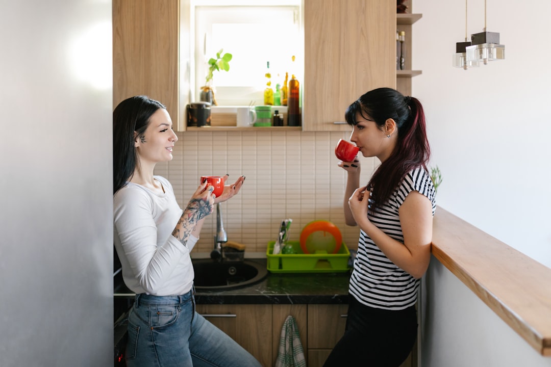Lesbian Couples Household Chores Equity Partnership