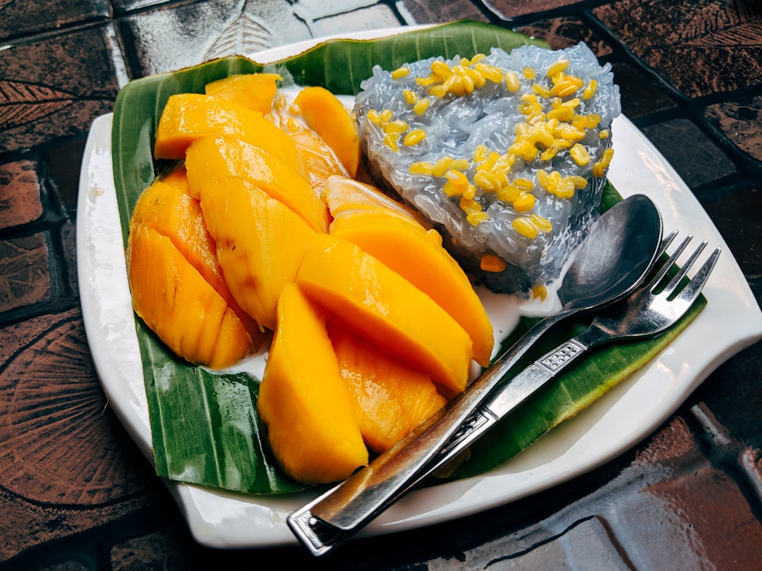 Sticky Rice With Mango Dessert