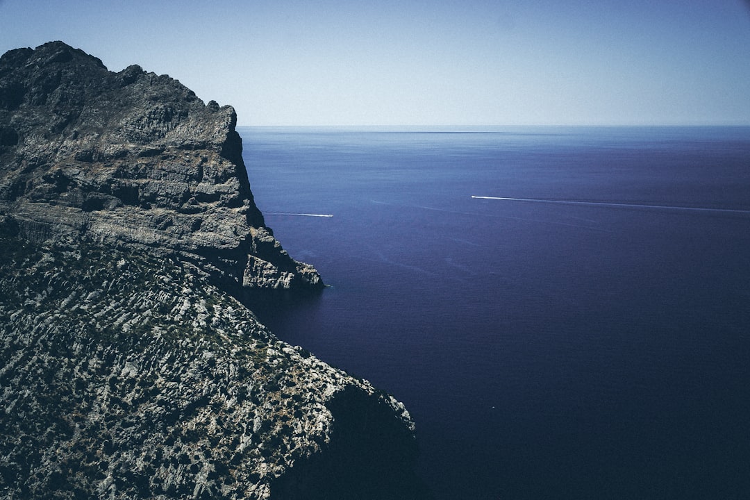 Deep Water Soloing Mallorca Climbing Cliffs Mediterranean Sea