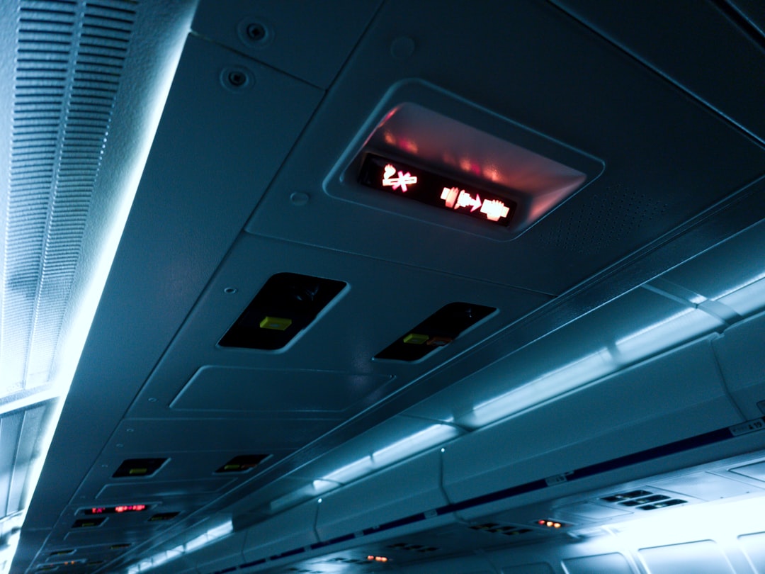 Flight Attendant Safety Regulations Turbulence Seatbelt Sign