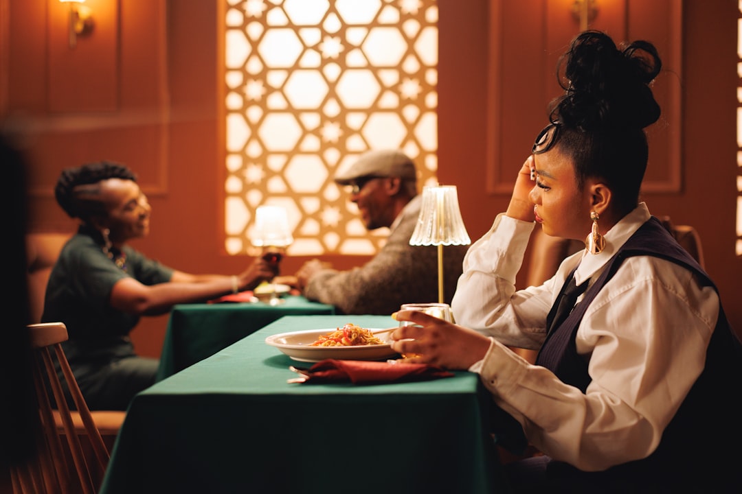 Restaurant Dining Etiquette Cultural Differences