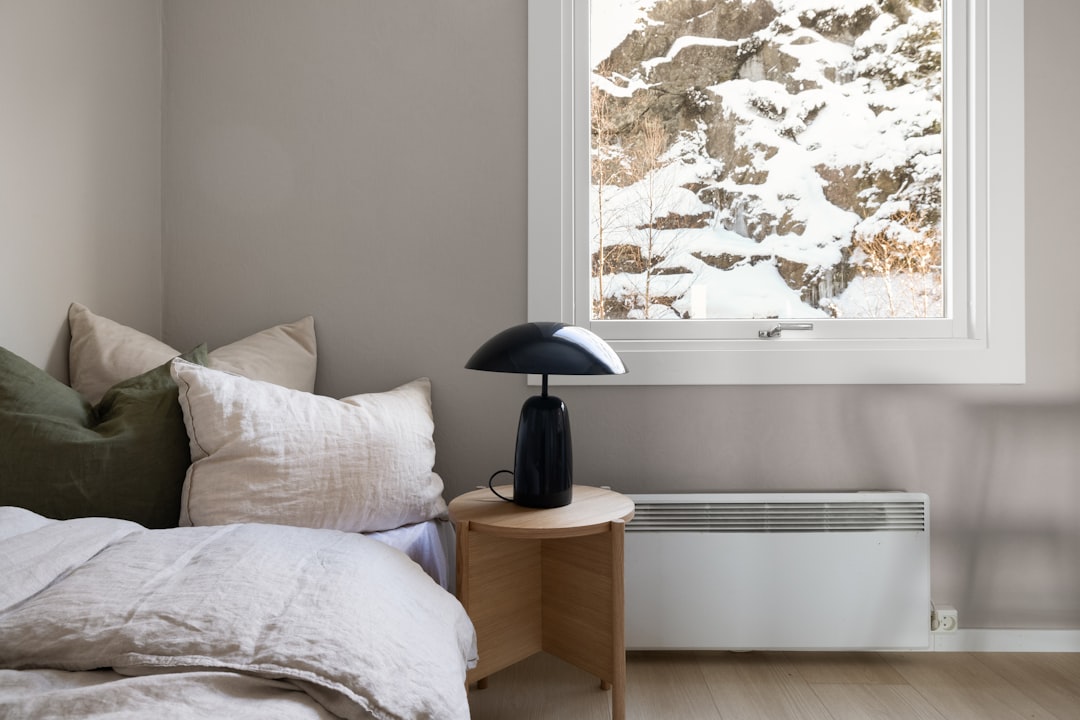 Cozy Winter Bedroom Thermostat 60 To 65 Degrees