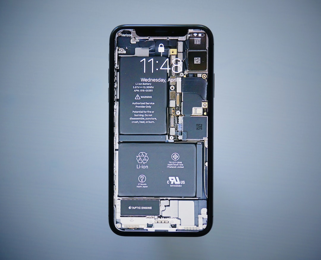 Lithium-ion Battery Heat Accumulation Charging Phone Overnight