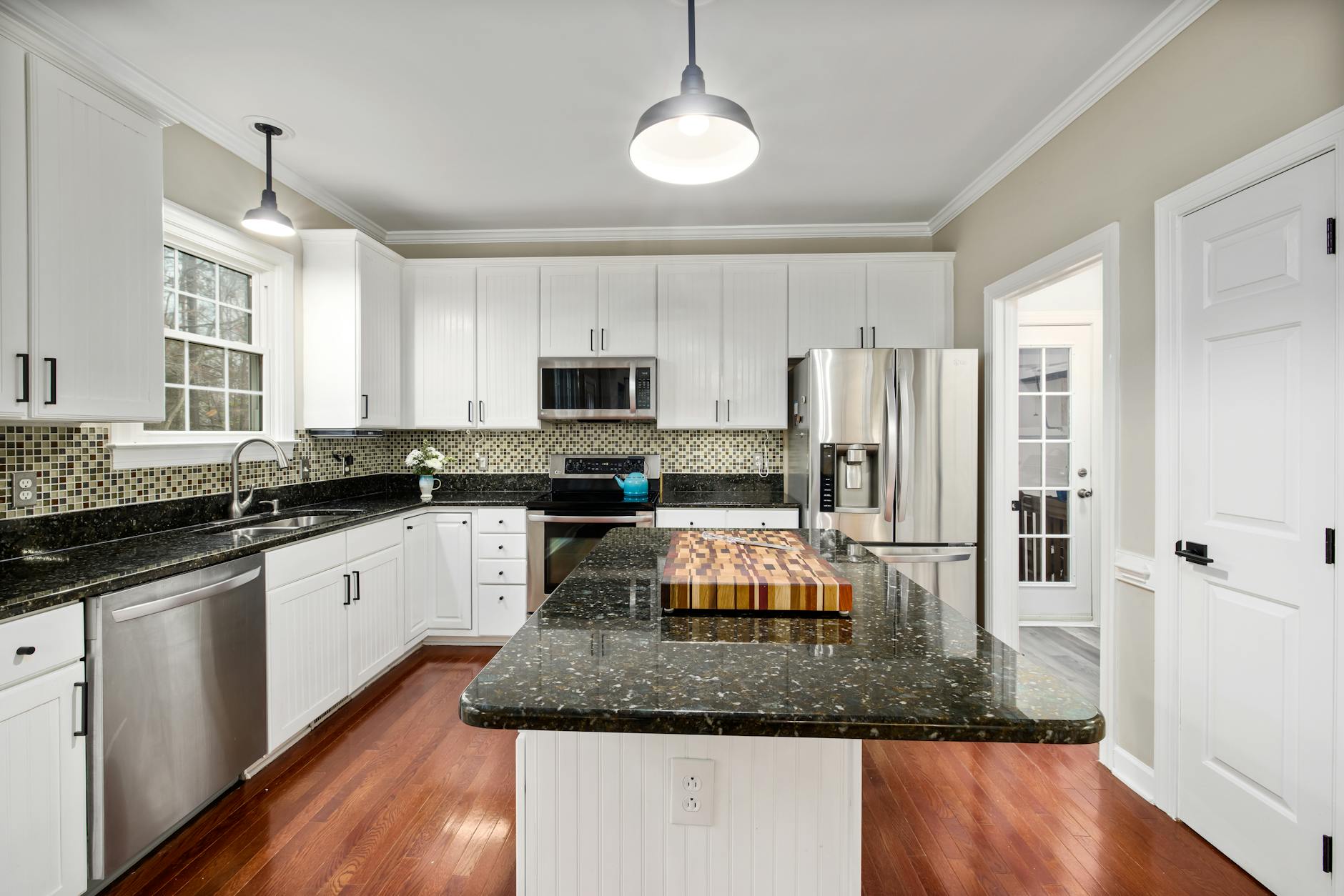 Top Of Kitchen Cabinets Dusting