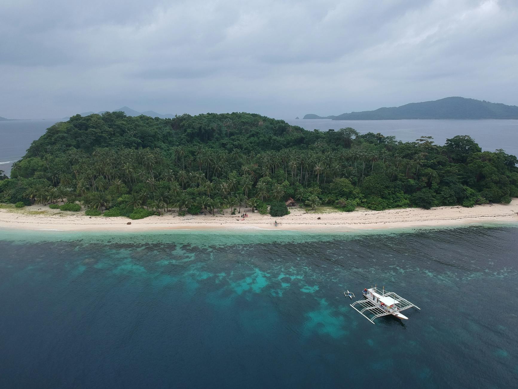 Linapacan Island Philippines Clear Water Beach