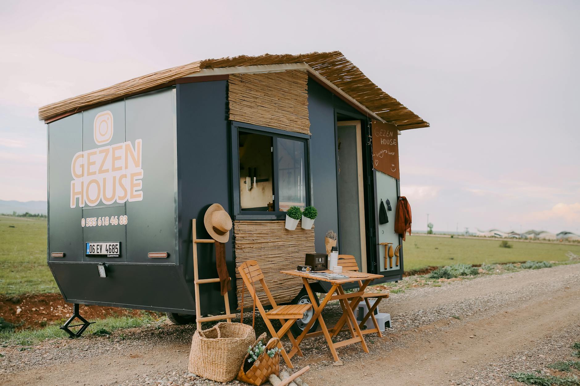 Tiny House Living Minimalist Lifestyle Travel Savings