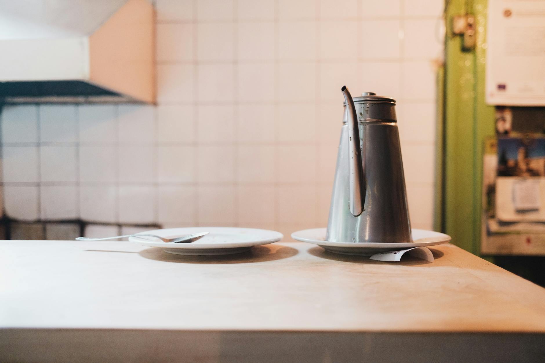 Bronze Cookware Hand Cleaning