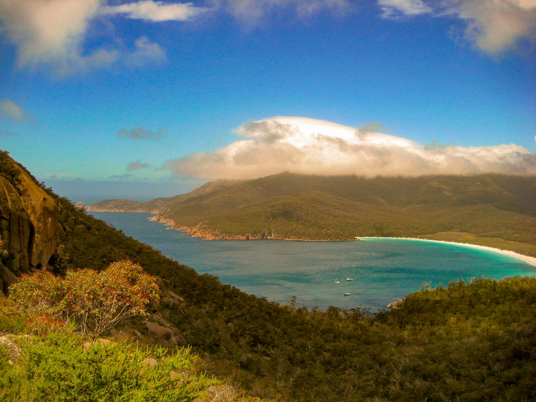 Wineglass Bay Tasmania Clear Water Beach