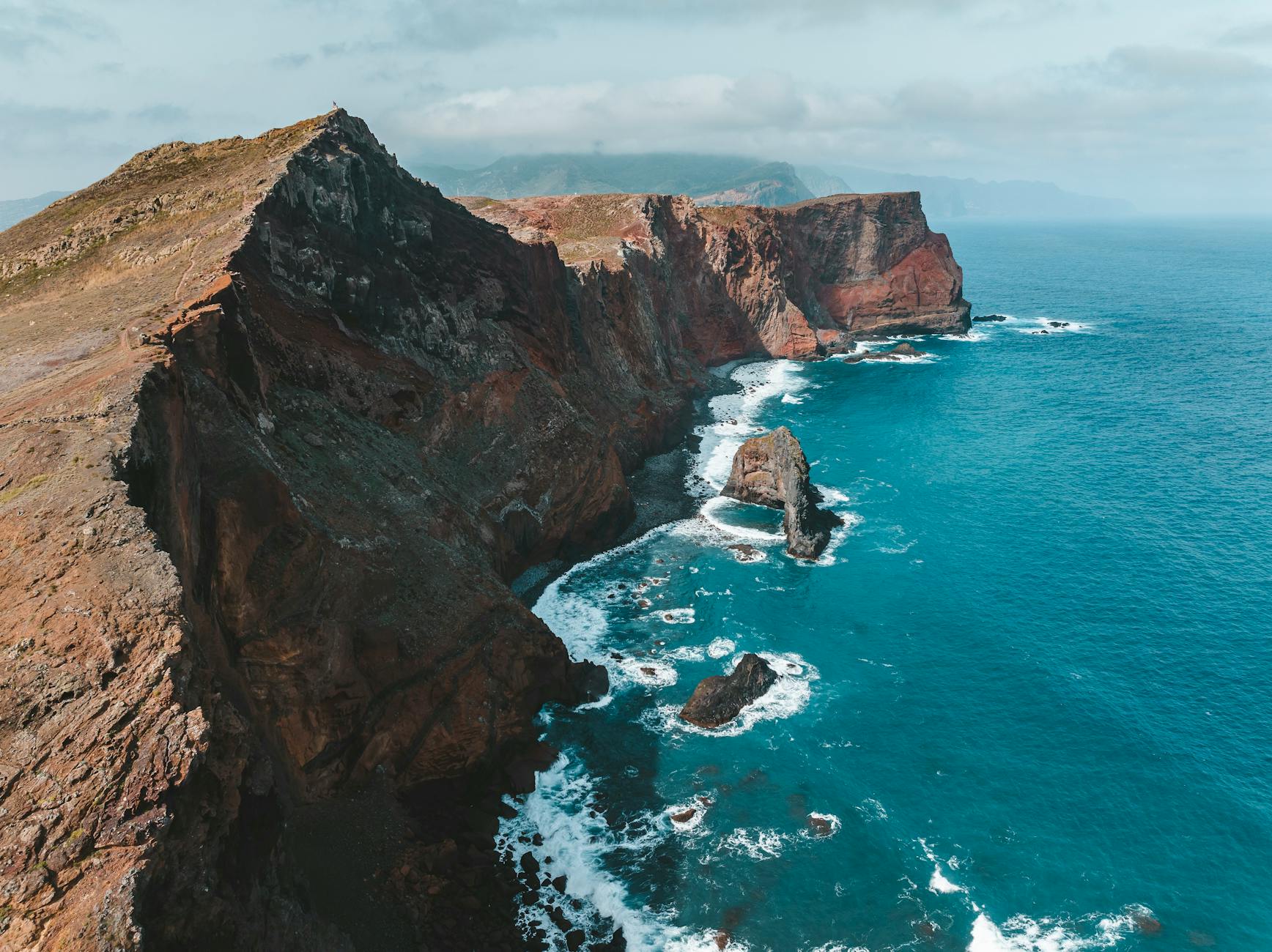 Madeira Island Cliffs Botanical Gardens Levadas Hiking Funchal Toboggans Wine