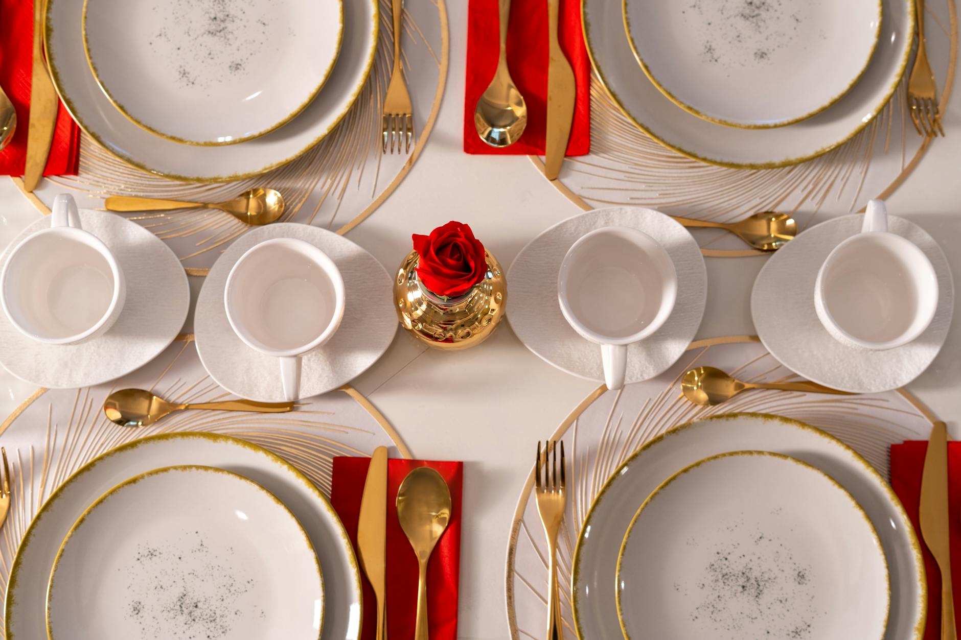 Gold-trimmed Plates Dishwasher Safe