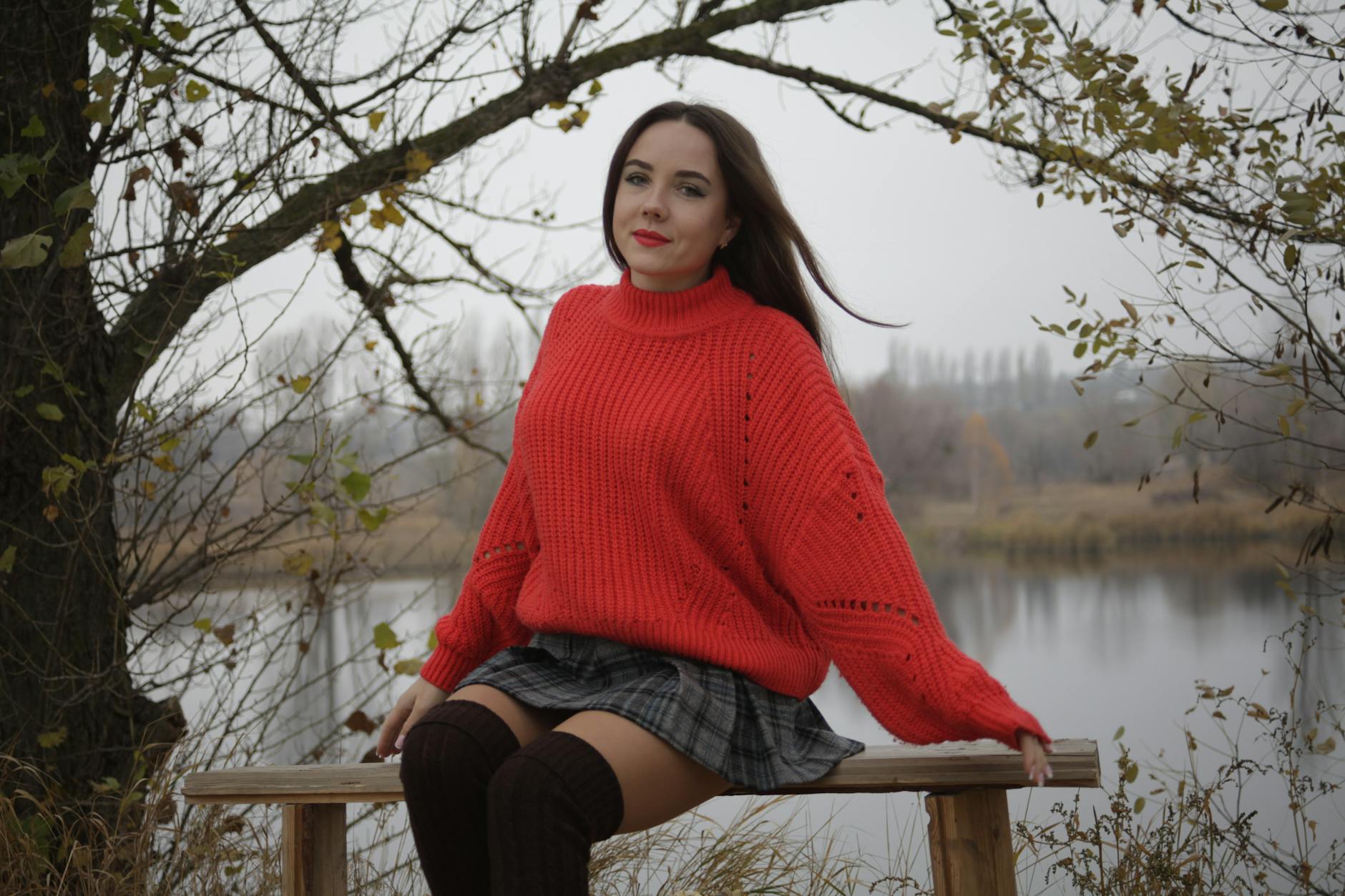 Oversized Blazer Mini Skirt Outfit Knee-high Boots Romantic Date Night