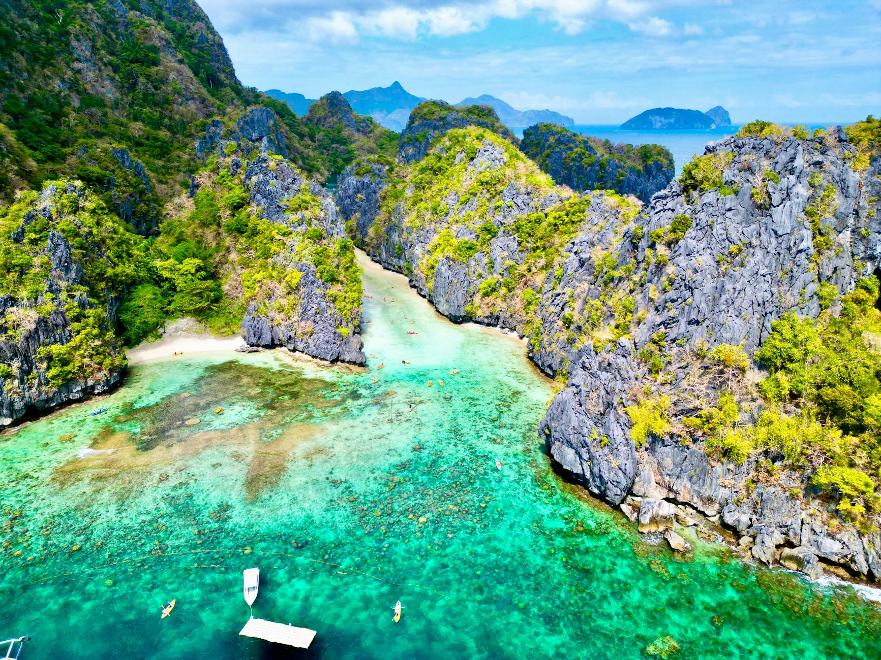 Palawan Philippines Crystal Clear Waters Limestone Cliffs Hidden Lagoons Secret Beaches Marine Life