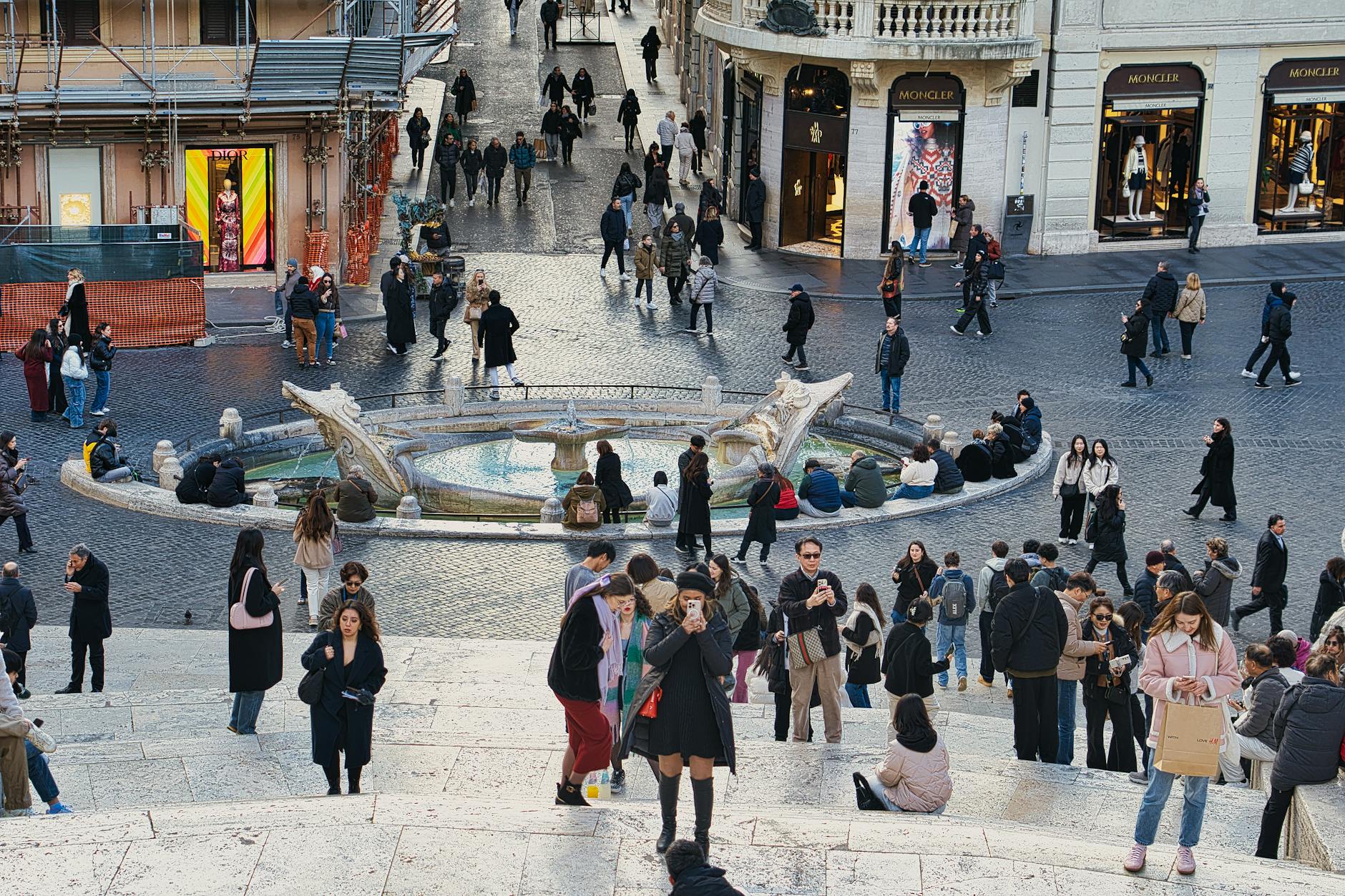 Spanish Steps Rome Crowded Tourists