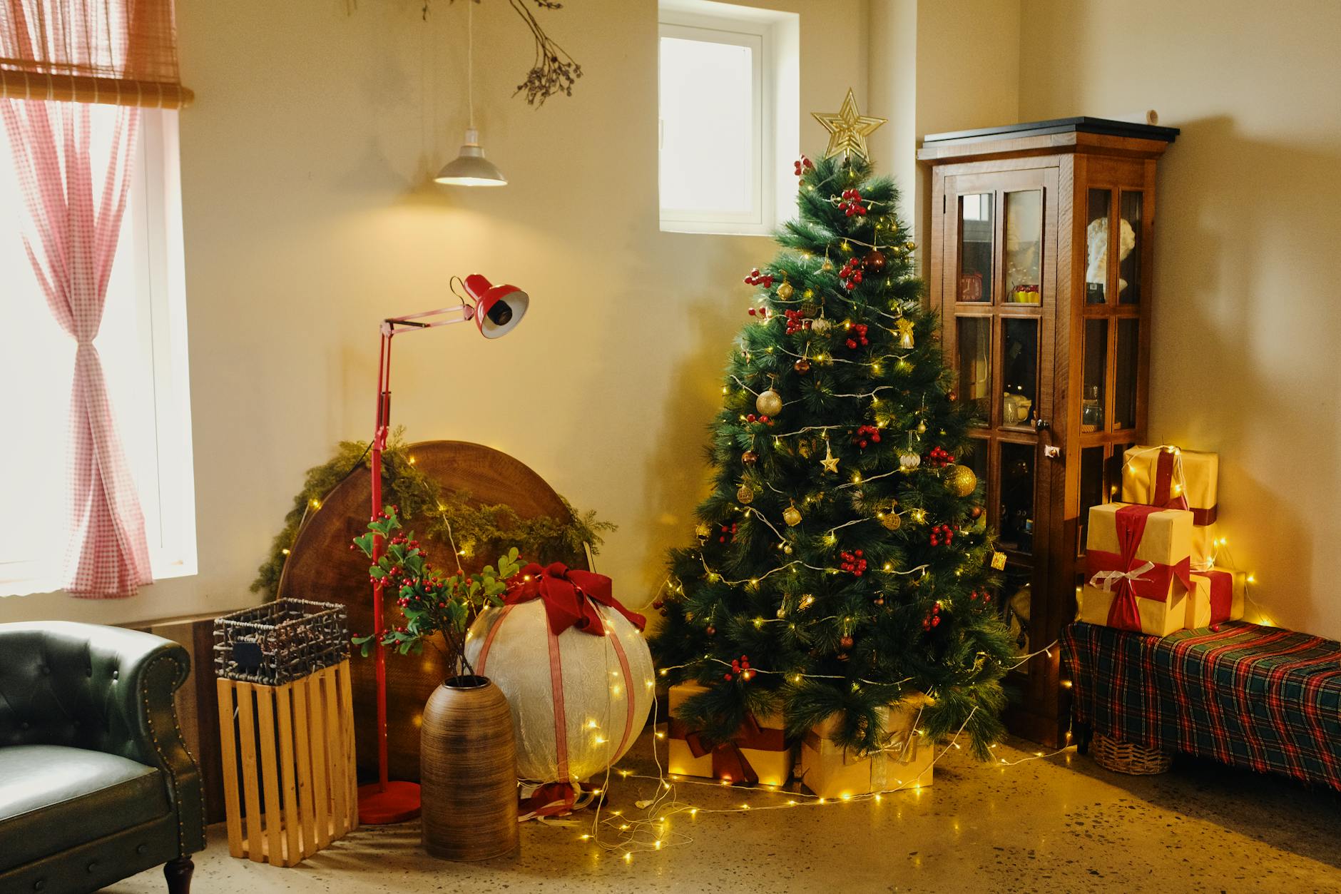 Cabinet Christmas Gifts