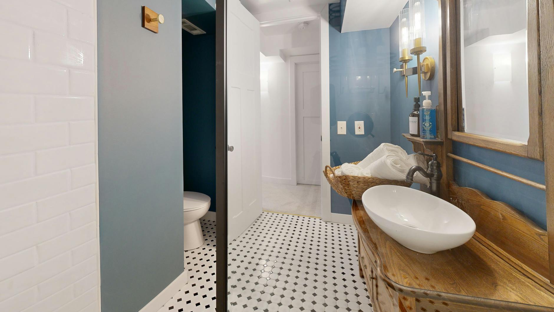 Automatic Air Fresheners Bathroom