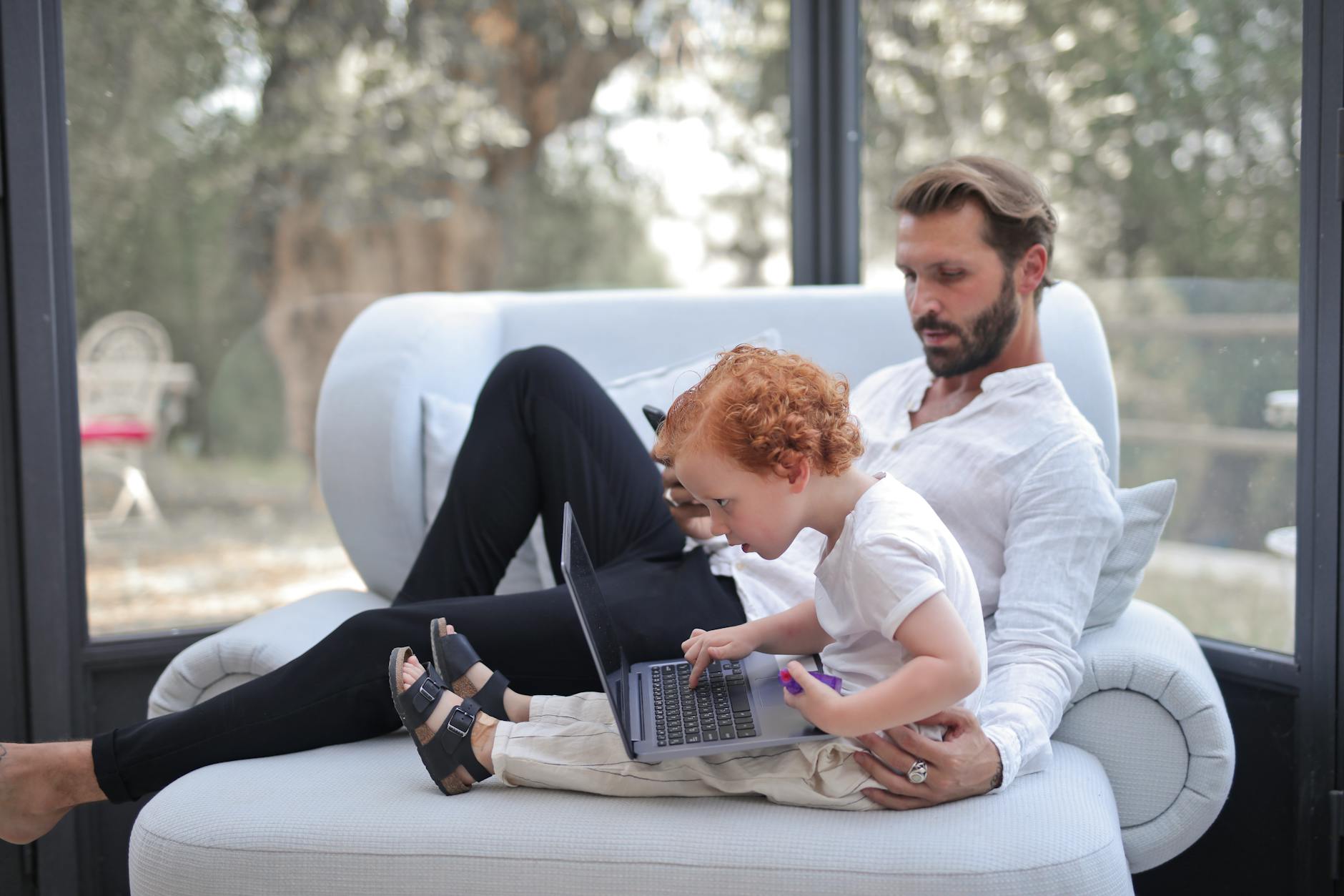 Toxic Parenting Isolation Child Relationships