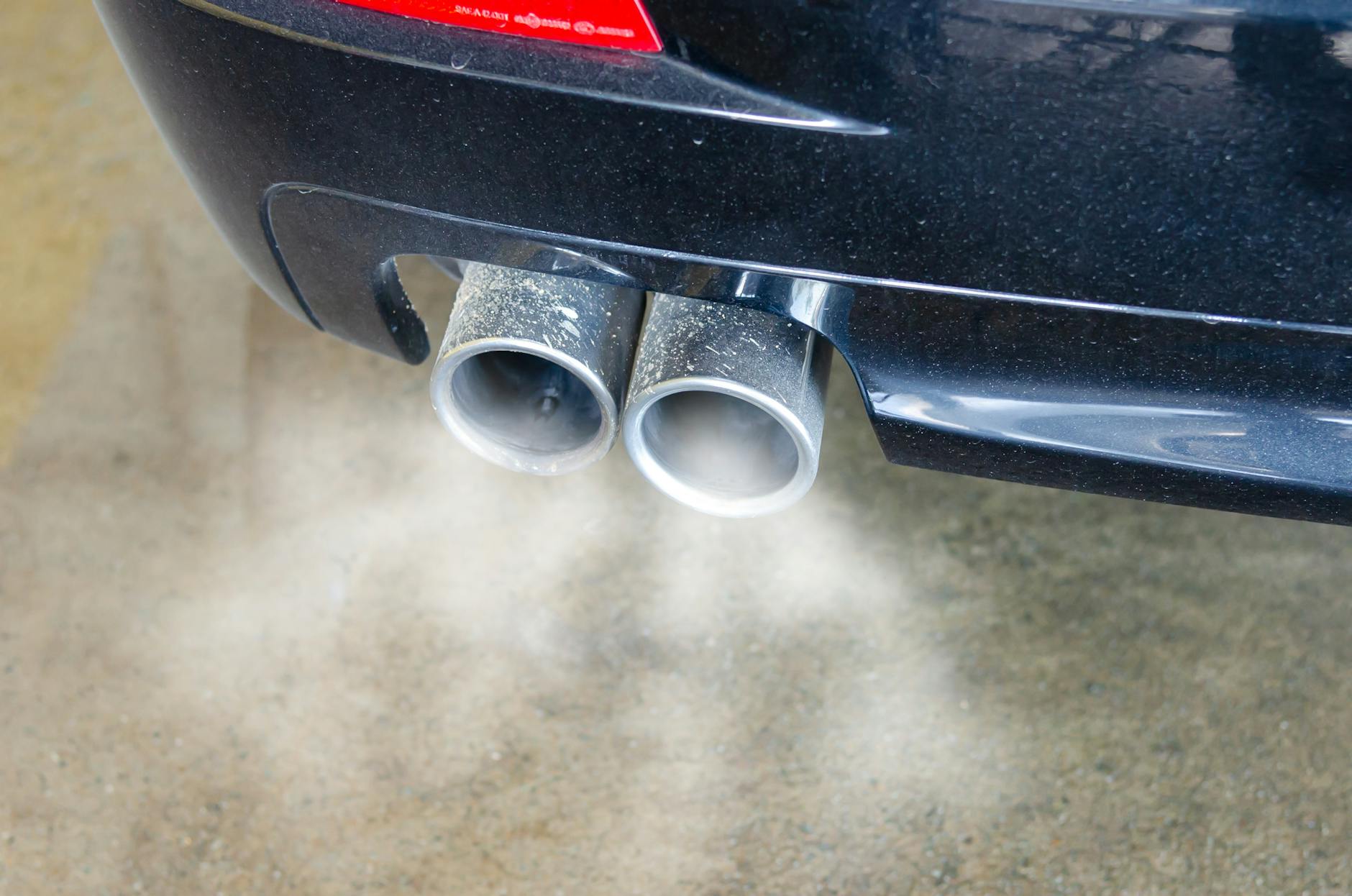 Visible Exhaust Smoke Car Oil Change