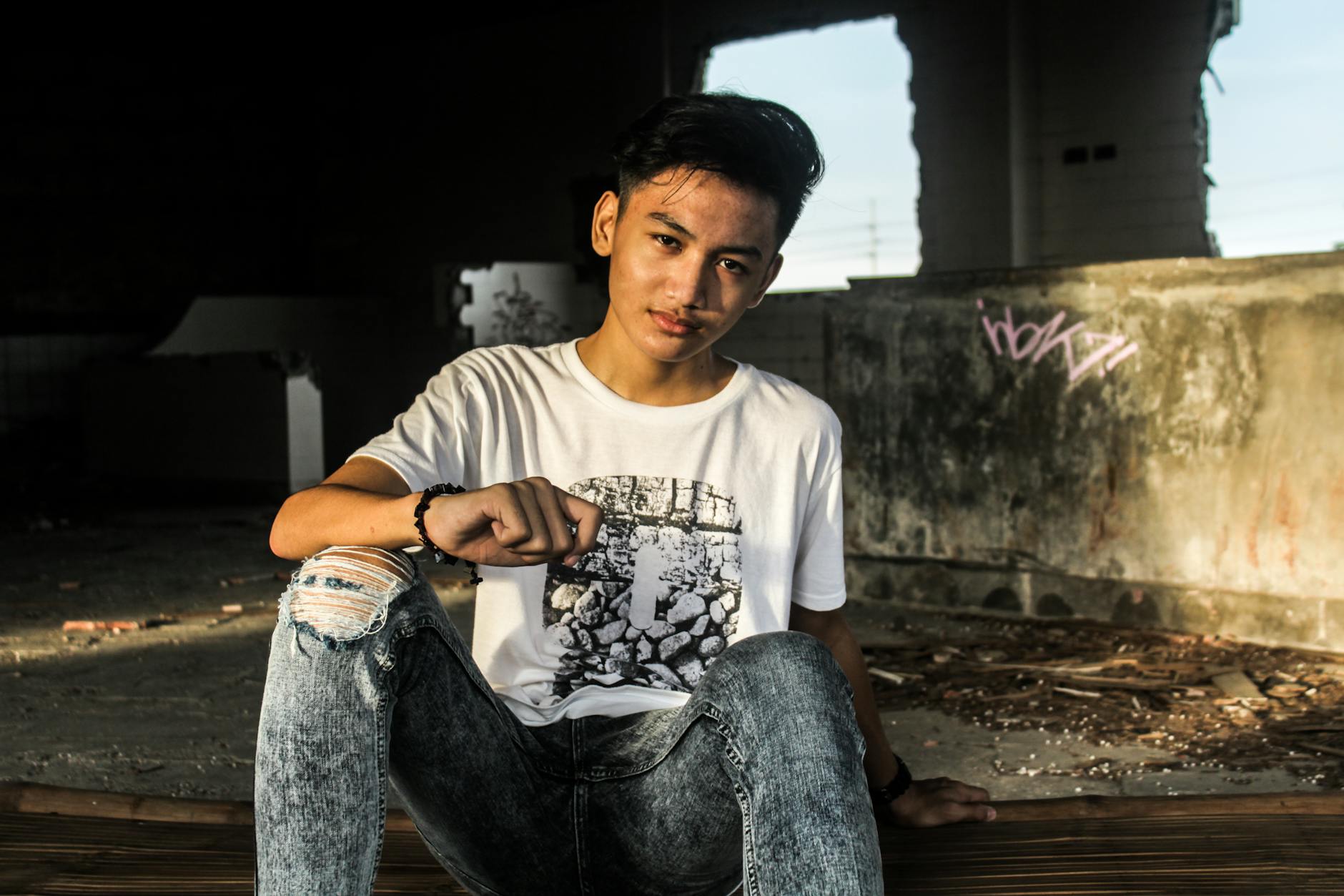 Neo-grunge Streetwear Oversized Flannels Graphic Tees Dark Color Palette Distressed Details