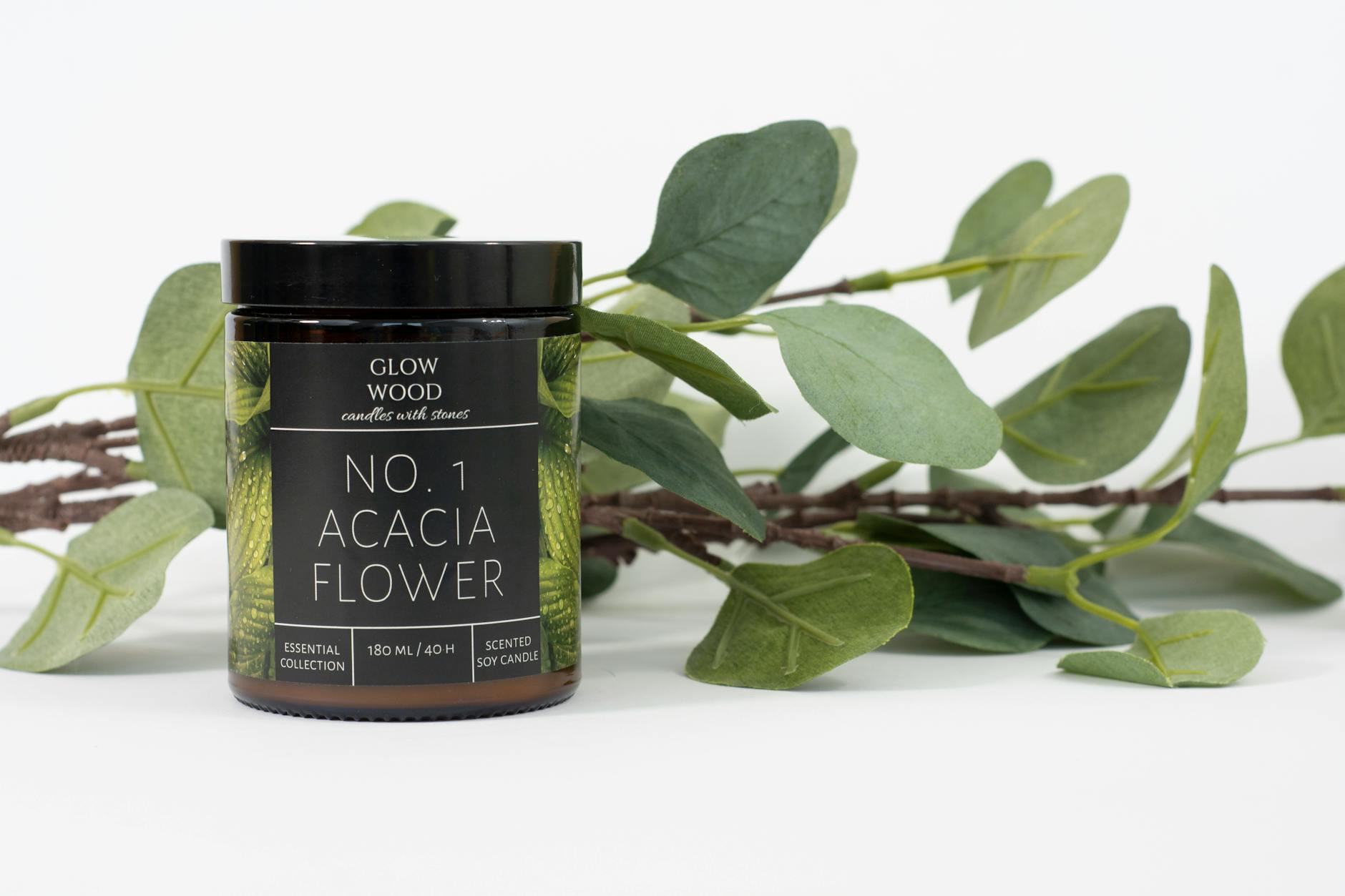 Modern Home Fragrance Decor Natural Soy Candles Essential Oil Diffusers Fresh Flowers Eucalyptus