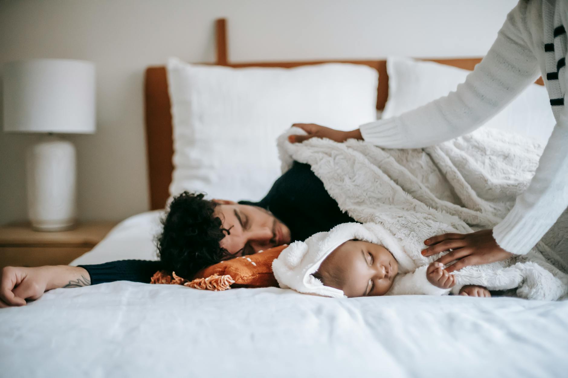Co-sleeping Arrangements Parenting Safety Bonding Benefits