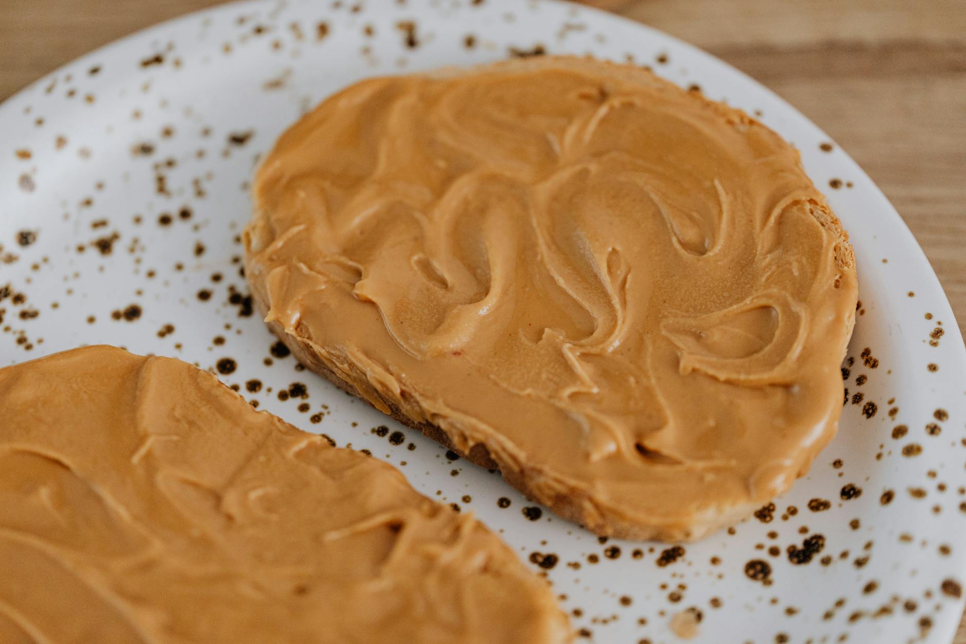 Natural Peanut Butter With Peanuts And Salt