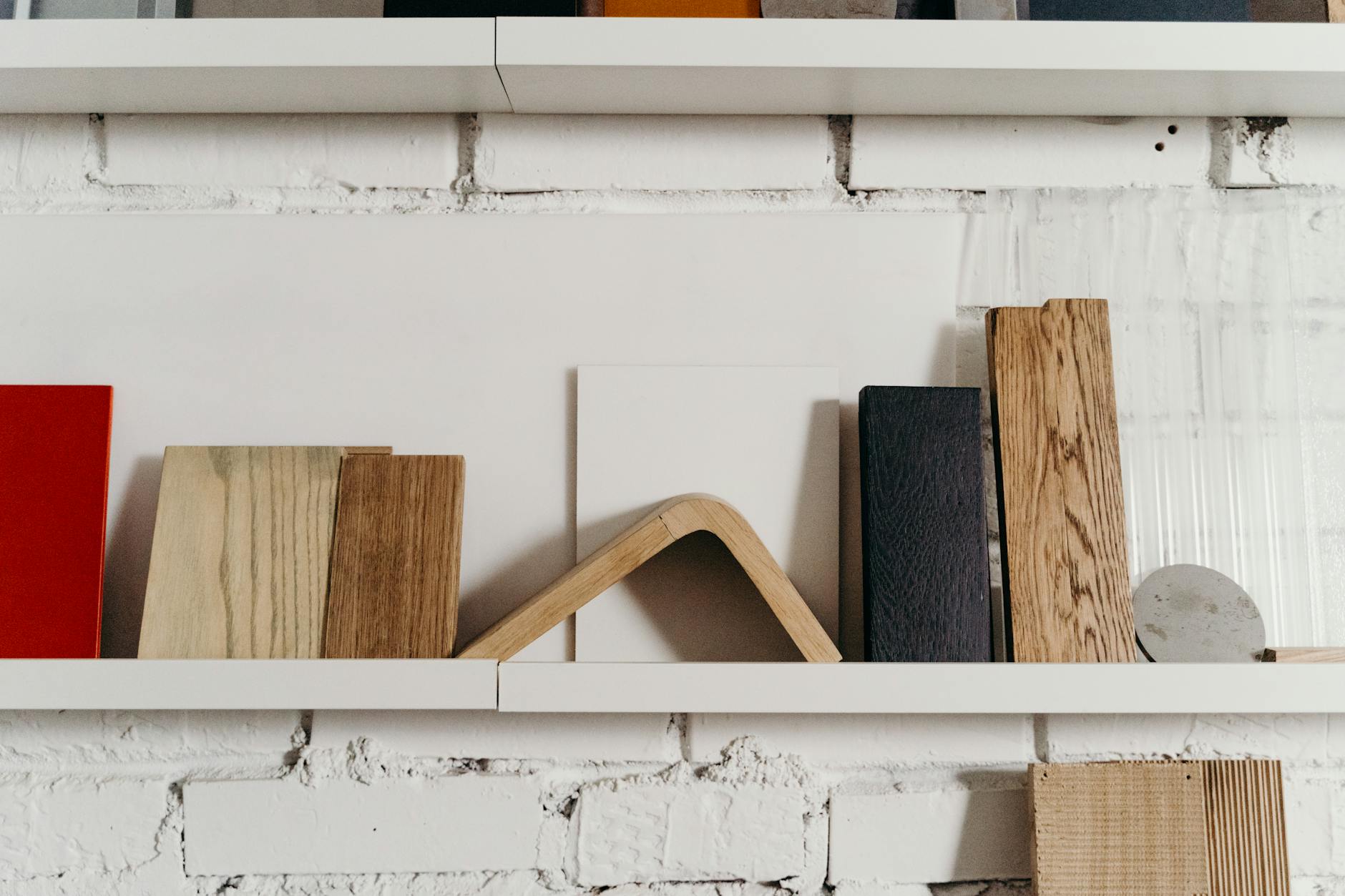 Floating Wood Shelves DIY Natural Wood Decor