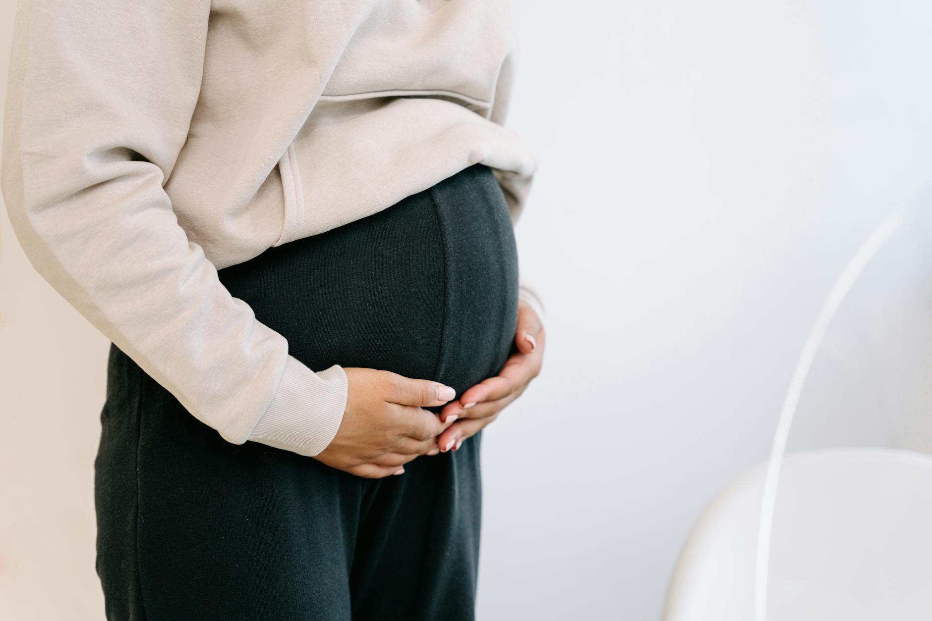 Pregnant Woman Heartburn Acid Reflux