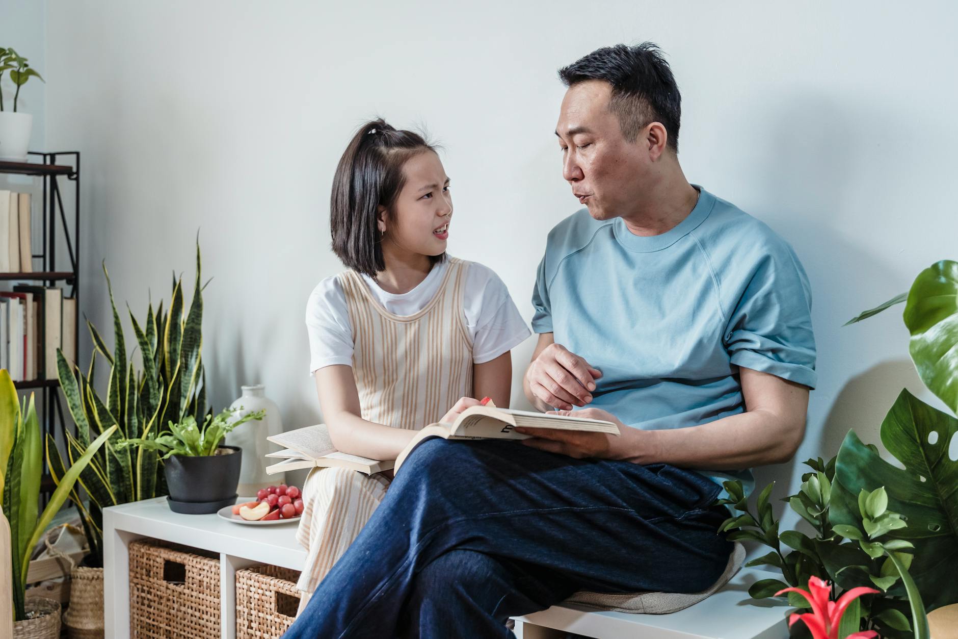 Father Daughter Relationship Support Growth Mindset