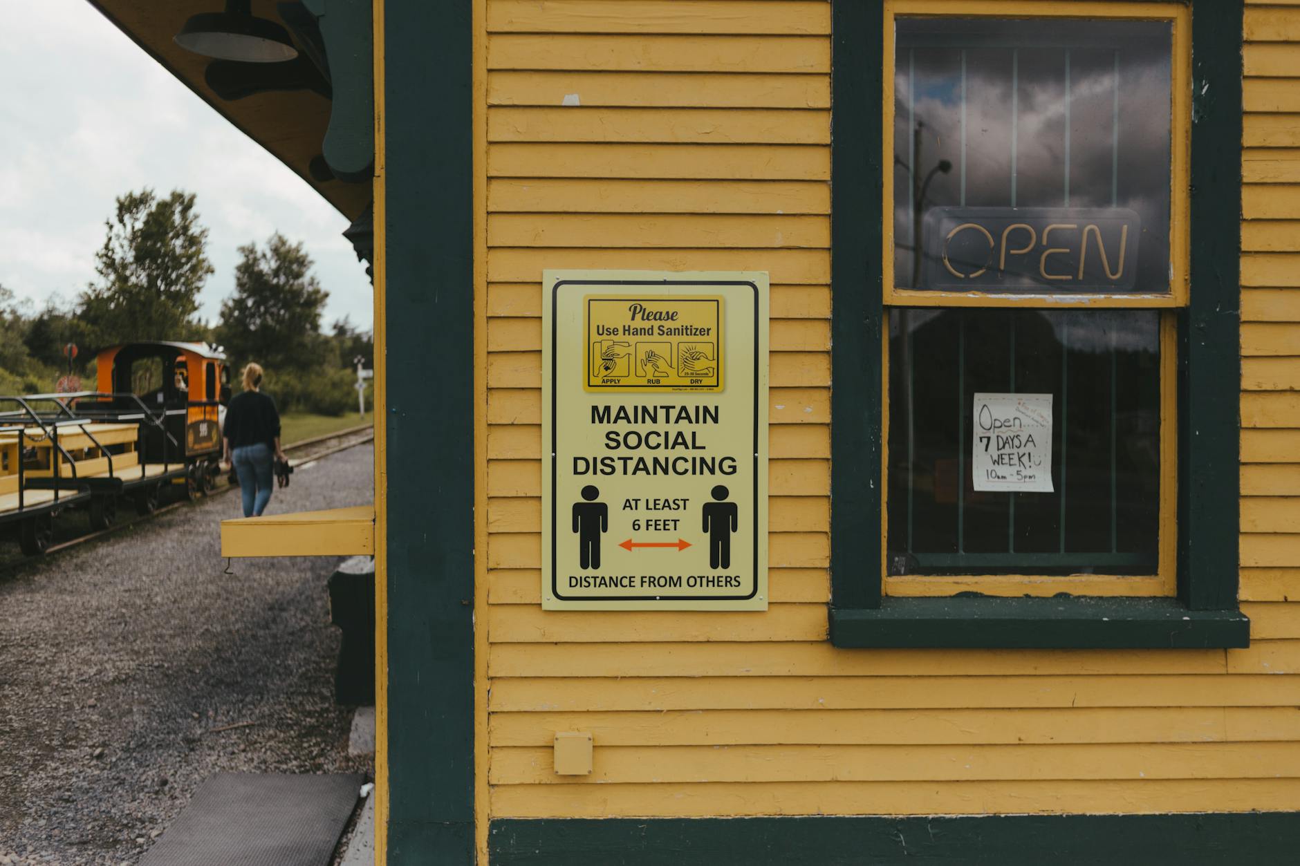 People Maintaining Distance