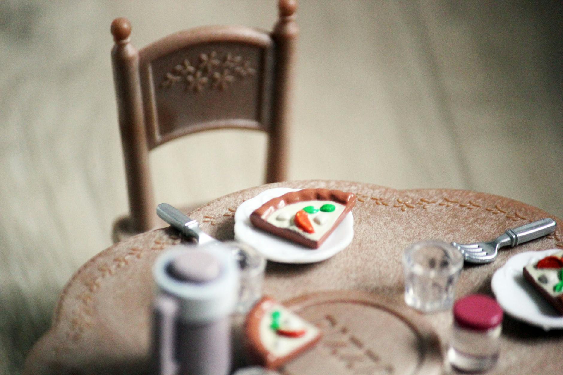 Child With Food Scale